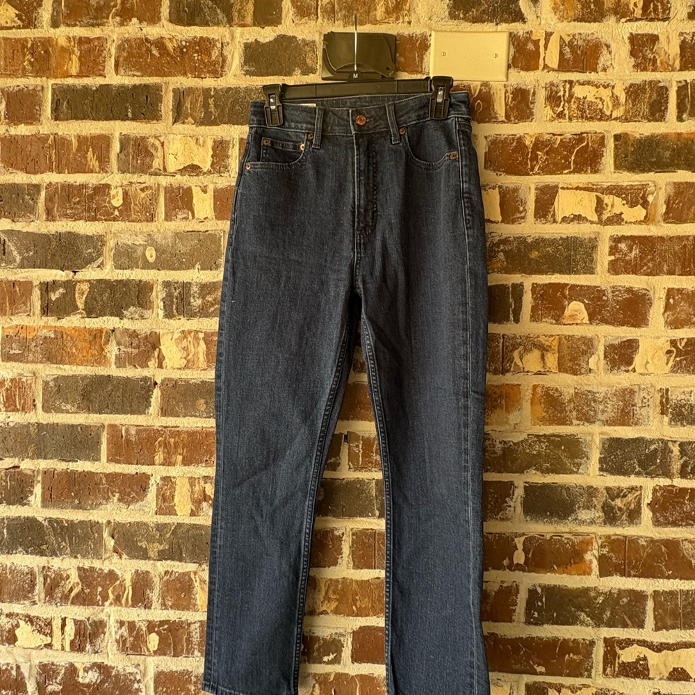 GAP Blue Straight Leg Jeans Timeless Design